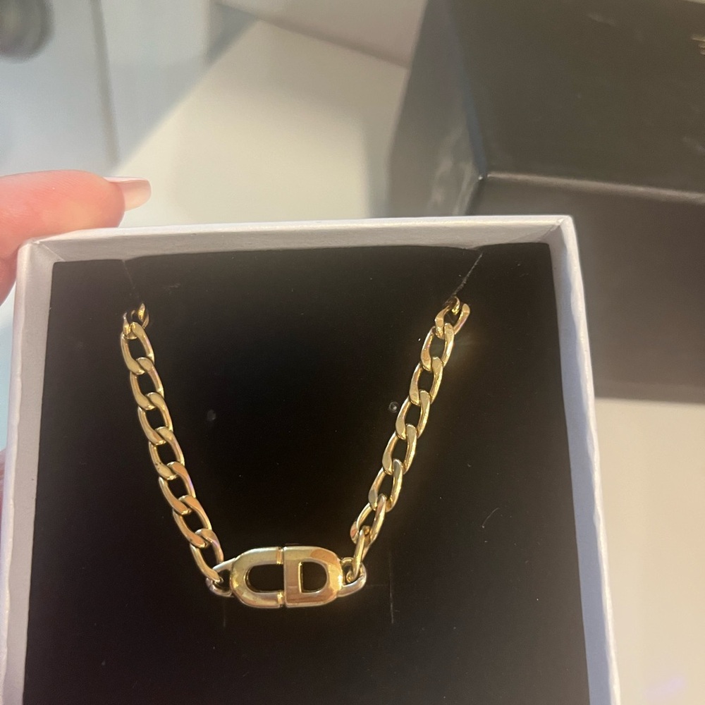 ❤️❤️Dior Gold Bracelet - Picture 1 of 4